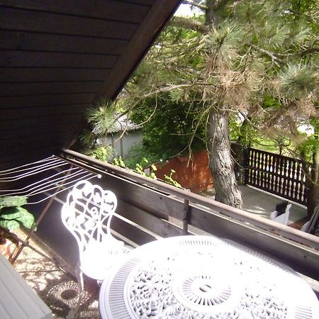 Garden Etterem Kavezo Es Panzio Tahitotfalu ภายนอก รูปภาพ